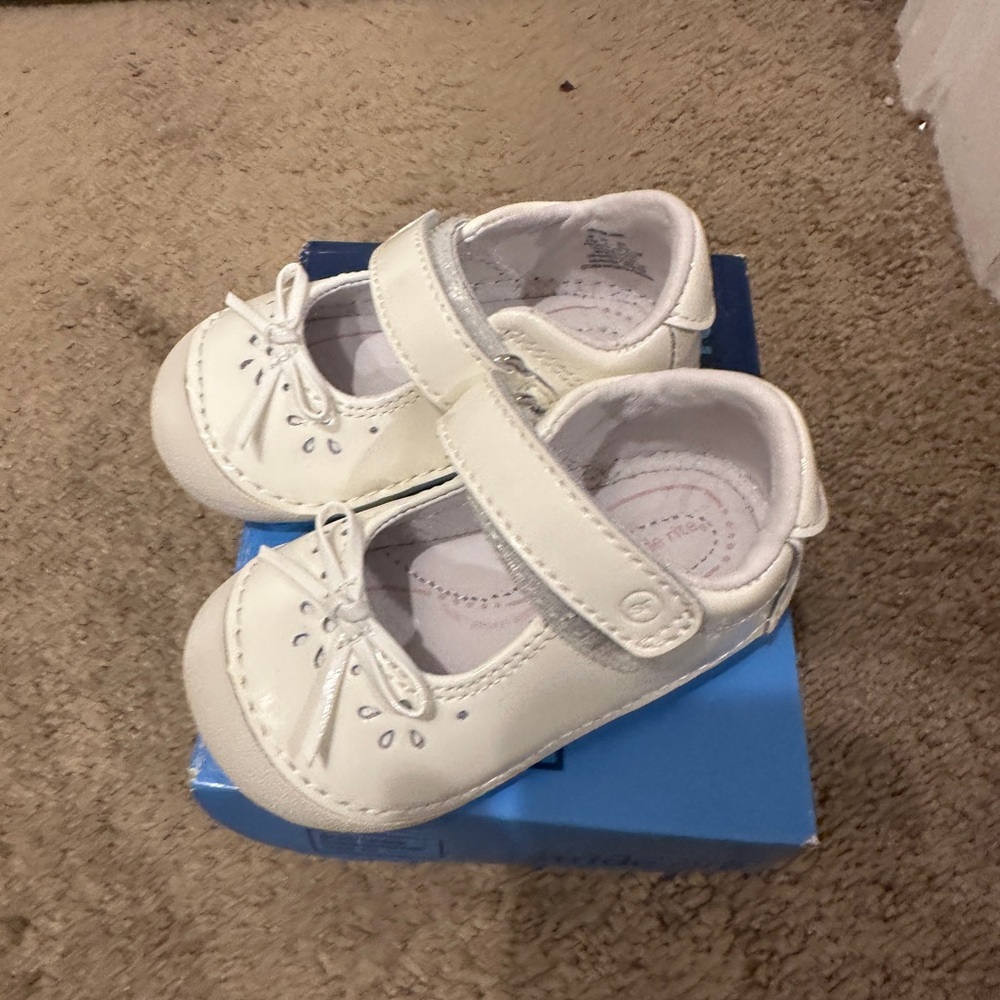 White Stride Rite Infant girl shoes